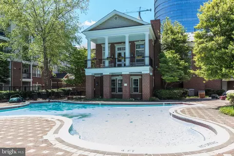 Exterior - 1530 Spring Gate Dr #9106, Mclean, VA 22102 photo 8 of 9