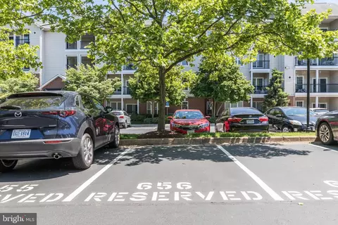 Exterior - 1530 Spring Gate Dr #9106, Mclean, VA 22102 photo 5 of 9