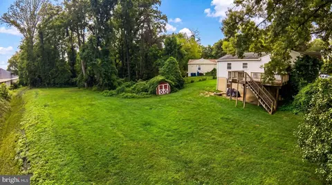 8419 Wesleyan St, Vienna, VA 22180