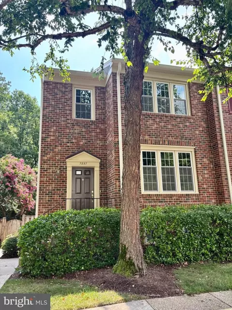 7857 Hampton Village Pass, Annandale, VA 22003