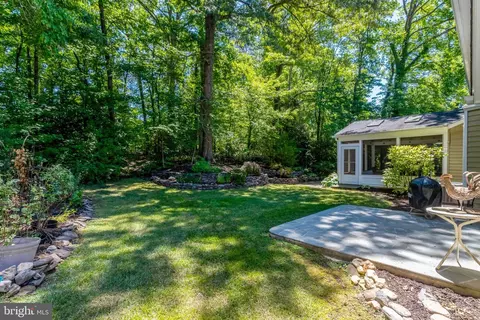 Exterior - 6903 Rochambeau Pl, Springfield, VA 22153 photo 9 of 12