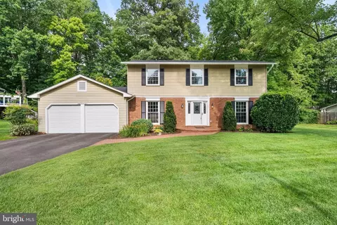 Exterior - 6903 Rochambeau Pl, Springfield, VA 22153 photo 12 of 12