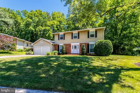Exterior - 6903 Rochambeau Pl, Springfield, VA 22153 photo 2 of 12