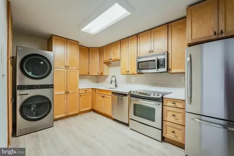 Other - 8340 Greensboro Dr #225, Mclean, VA 22102 photo 4 of 21
