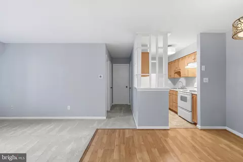 Entry Way - 5911 Prince James Dr #D, Springfield, VA 22152 photo 3 of 3