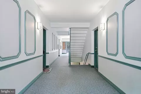 Entry Way - 5911 Prince James Dr #D, Springfield, VA 22152 photo 2 of 3