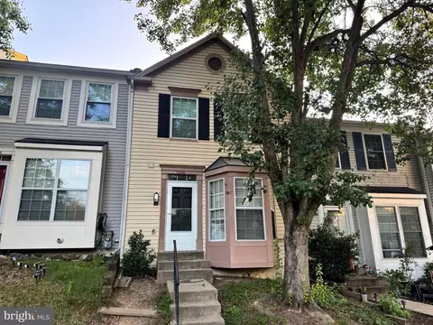 13956 Gunners Pl, Centreville, VA 20121