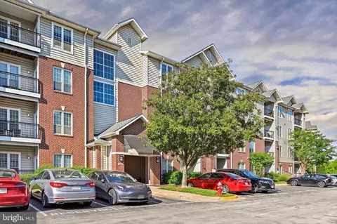 Exterior - 1580 Spring Gate Dr #4312, Mclean, VA 22102 photo 3 of 3