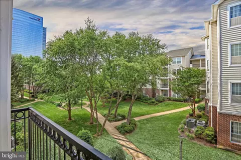 Exterior - 1580 Spring Gate Dr #4312, Mclean, VA 22102 photo 1 of 3
