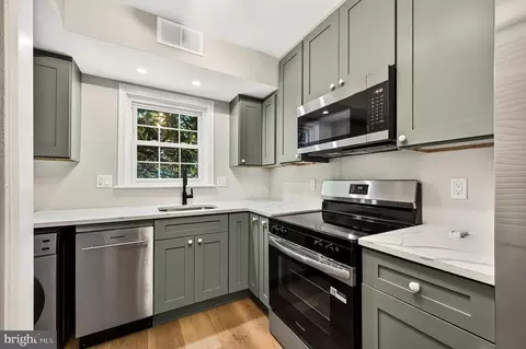 Kitchen - 7617 Tiverton Dr, Springfield, VA 22152 photo 1 of 2