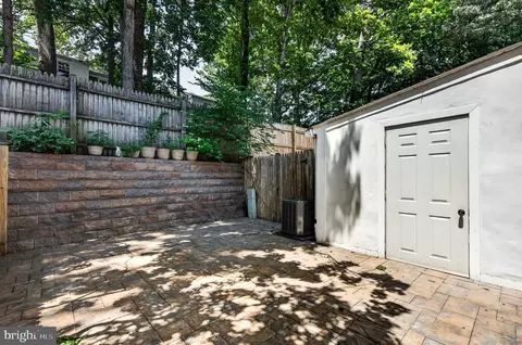 Exterior - 7617 Tiverton Dr, Springfield, VA 22152 photo 2 of 3