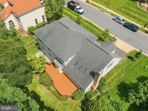View/Area - 2610 Paddock Gate Ct, Herndon, VA 20171 photo 2 of 3