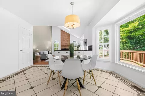 Dining - 2610 Paddock Gate Ct, Herndon, VA 20171 photo 3 of 3
