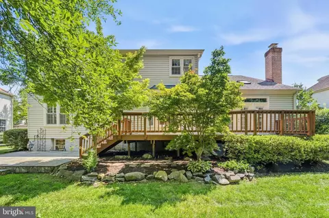 Exterior - 2610 Paddock Gate Ct, Herndon, VA 20171 photo 10 of 10