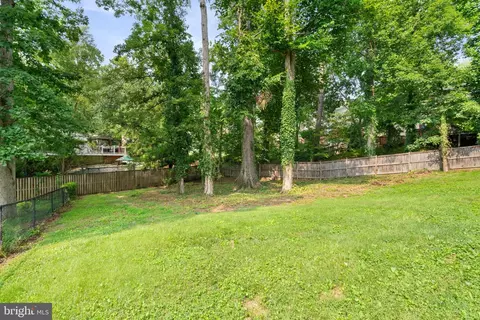 Exterior - 9202 Setter Pl, Springfield, VA 22153 photo 9 of 9