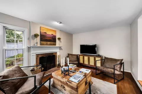 Living - 2085 Cobblestone Ln, Reston, VA 20191 photo 2 of 5