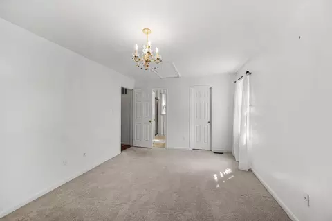 Bedroom - 2085 Cobblestone Ln, Reston, VA 20191 photo 5 of 7