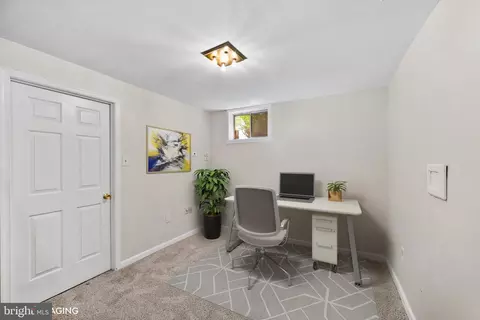 Other - 2085 Cobblestone Ln, Reston, VA 20191 photo 5 of 7