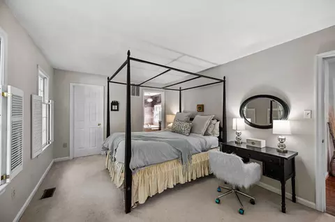 Bedroom - 2085 Cobblestone Ln, Reston, VA 20191 photo 1 of 7