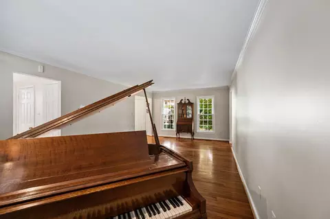 Other - 2085 Cobblestone Ln, Reston, VA 20191 photo 2 of 7