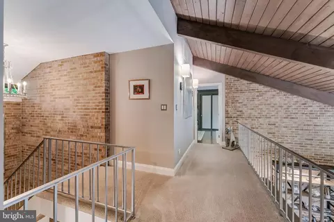 Entry Way - 11211 Wedge Dr, Reston, VA 20190 photo 6 of 10