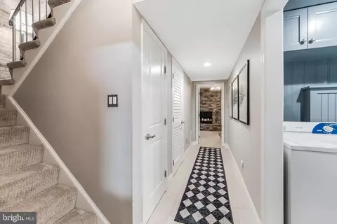 Entry Way - 11211 Wedge Dr, Reston, VA 20190 photo 10 of 10