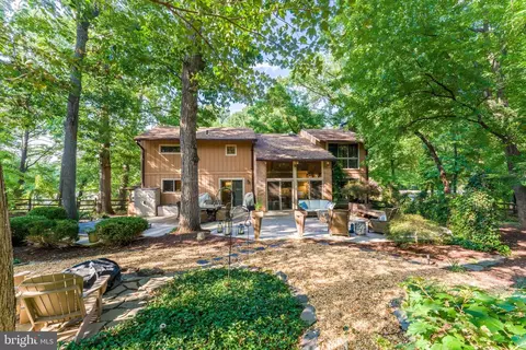 Exterior - 11211 Wedge Dr, Reston, VA 20190 photo 10 of 15
