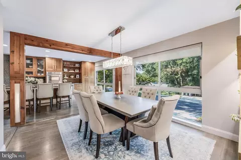 Dining - 11211 Wedge Dr, Reston, VA 20190 photo 3 of 5