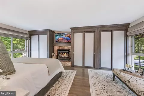 Bedroom - 11211 Wedge Dr, Reston, VA 20190 photo 2 of 7