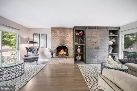 Living - 11211 Wedge Dr, Reston, VA 20190 photo 1 of 3