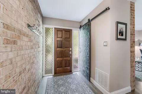 Entry Way - 11211 Wedge Dr, Reston, VA 20190 photo 2 of 10