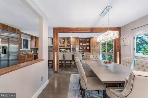 Dining - 11211 Wedge Dr, Reston, VA 20190 photo 1 of 5