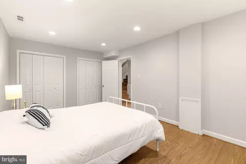 Bedroom - 7357 Eldorado Ct, Mclean, VA 22102 photo 6 of 6