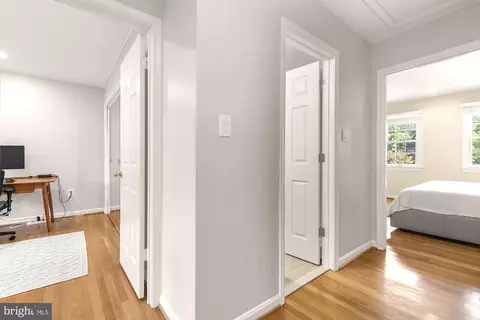 Entry Way - 7357 Eldorado Ct, Mclean, VA 22102 photo 2 of 3