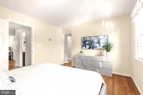Bedroom - 7357 Eldorado Ct, Mclean, VA 22102 photo 2 of 6