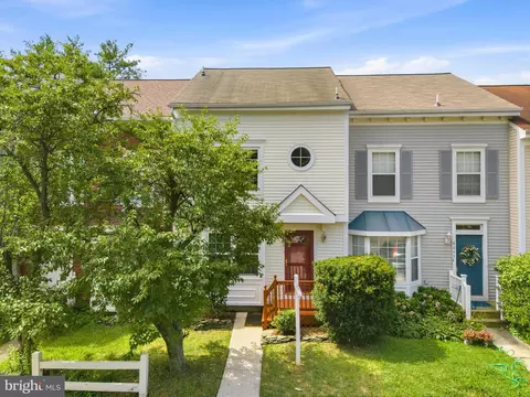 6645 Medinah Ln, Alexandria, VA 22312
