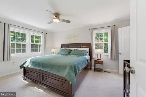 Bedroom - 8109 Overton Ct, Springfield, VA 22153 photo 4 of 5