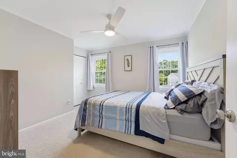 Bedroom - 8109 Overton Ct, Springfield, VA 22153 photo 3 of 5