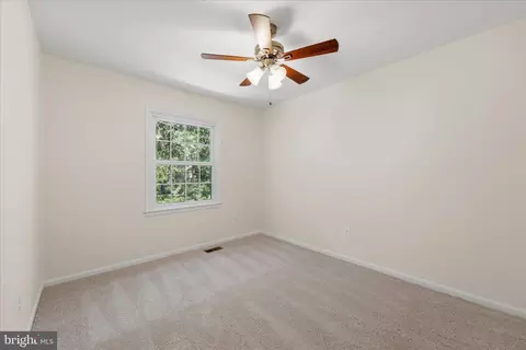 Bedroom - 8565 Tyrolean Way, Springfield, VA 22153 photo 4 of 7