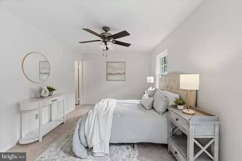 Bedroom - 8565 Tyrolean Way, Springfield, VA 22153 photo 3 of 7