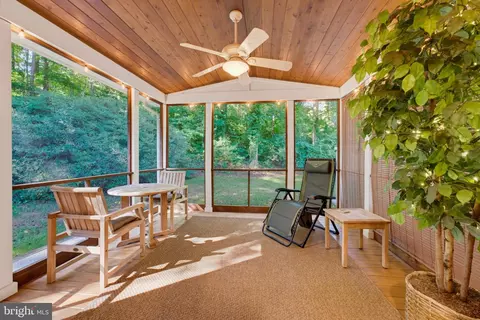 Exterior - 5836 Canvasback Rd, Burke, VA 22015 photo 16 of 21