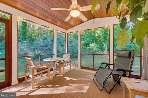 Exterior - 5836 Canvasback Rd, Burke, VA 22015 photo 17 of 21