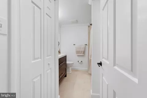 Entry Way - 5836 Canvasback Rd, Burke, VA 22015 photo 2 of 3
