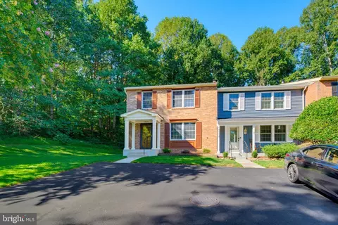 Exterior - 5836 Canvasback Rd, Burke, VA 22015 photo 4 of 21