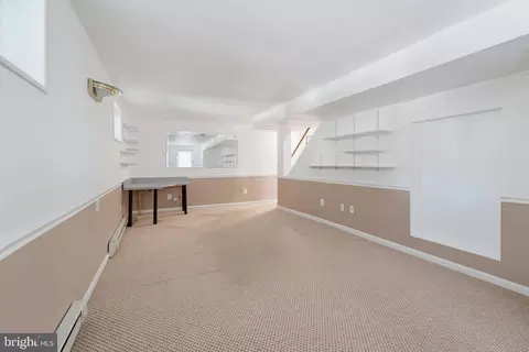 Living - 6900 Spur Rd, Springfield, VA 22153 photo 5 of 5
