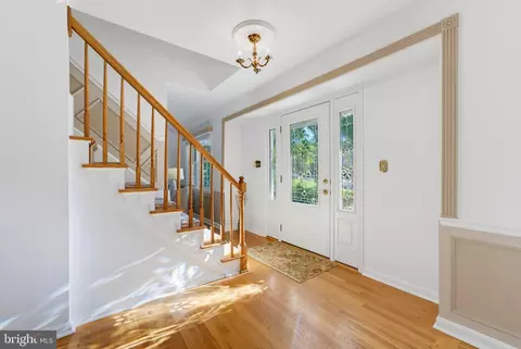 Entry Way - 6900 Spur Rd, Springfield, VA 22153 photo 1 of 2