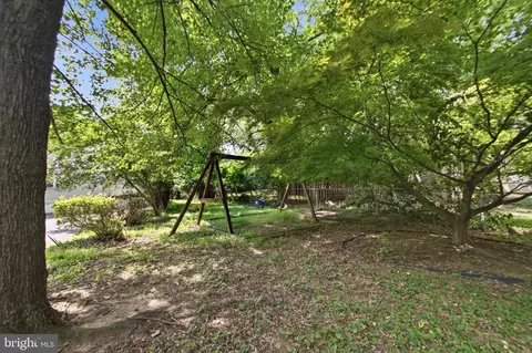 511 Malcolm Rd NW, Vienna, VA 22180 photo 14