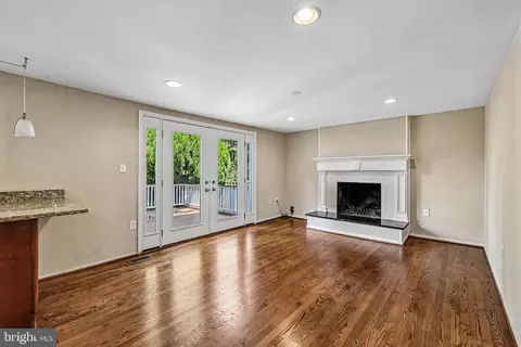 Living - 2322 Old Trail Dr, Reston, VA 20191 photo 3 of 8