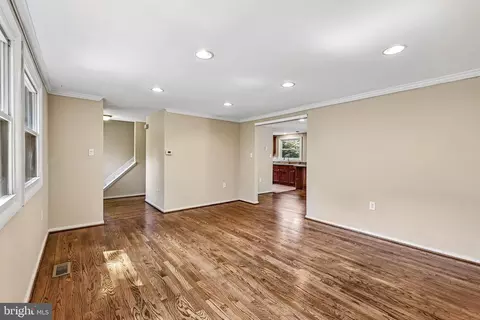 Living - 2322 Old Trail Dr, Reston, VA 20191 photo 2 of 8