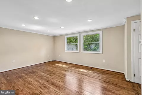 Living - 2322 Old Trail Dr, Reston, VA 20191 photo 8 of 8